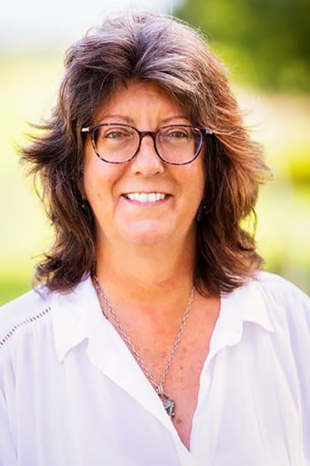 Jeannine Rosenberg, Uxbridge Jewelry Artist