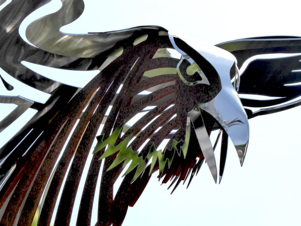 Tom Loach creates mixed media sculptures that can be seen in gardens, homes and offices across Canada